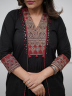 Taraash Black Katha Mirror & Sequins Work Cotton Suit Set