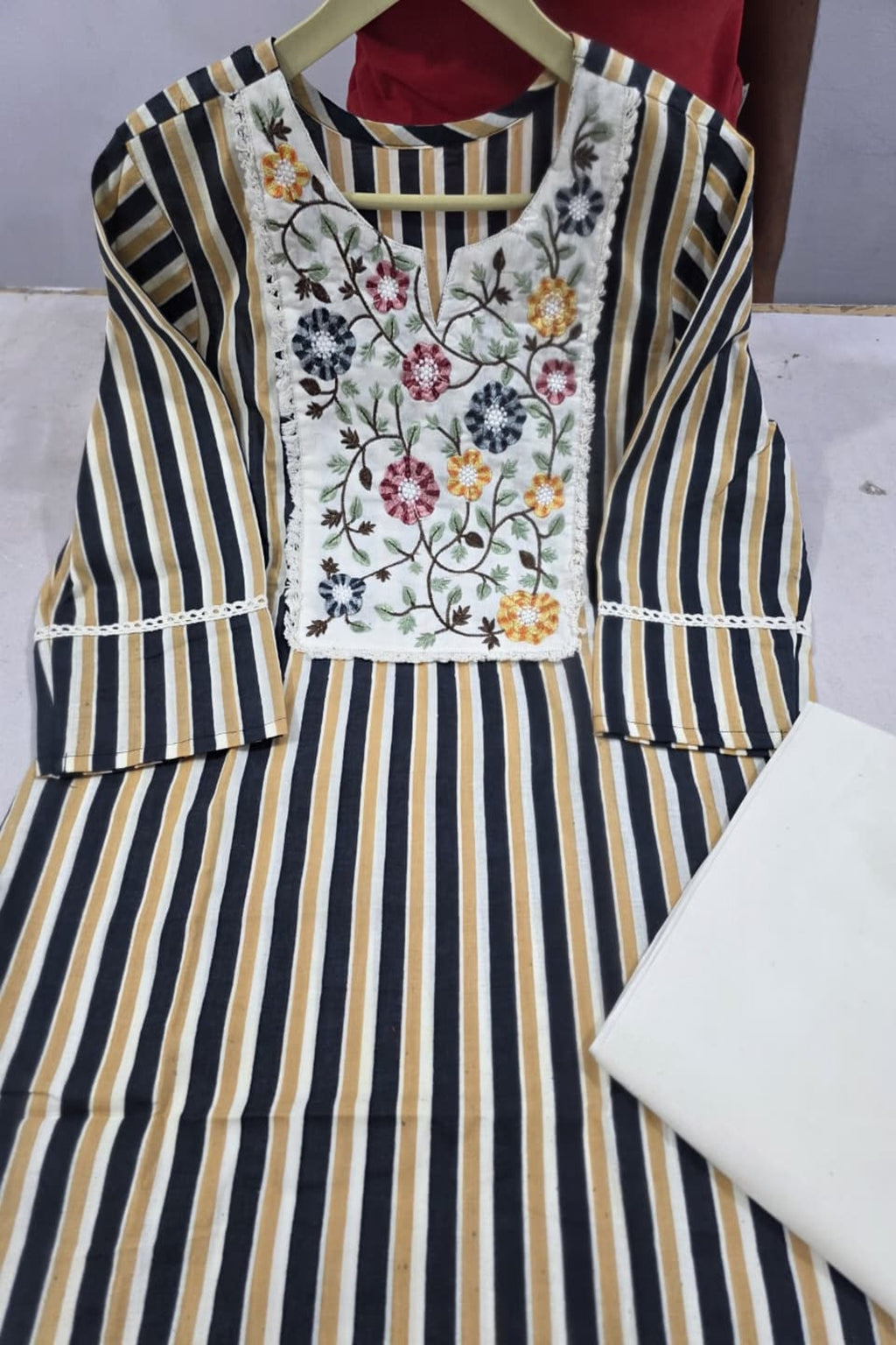Taraash, Taraash by briha, Kurta Set