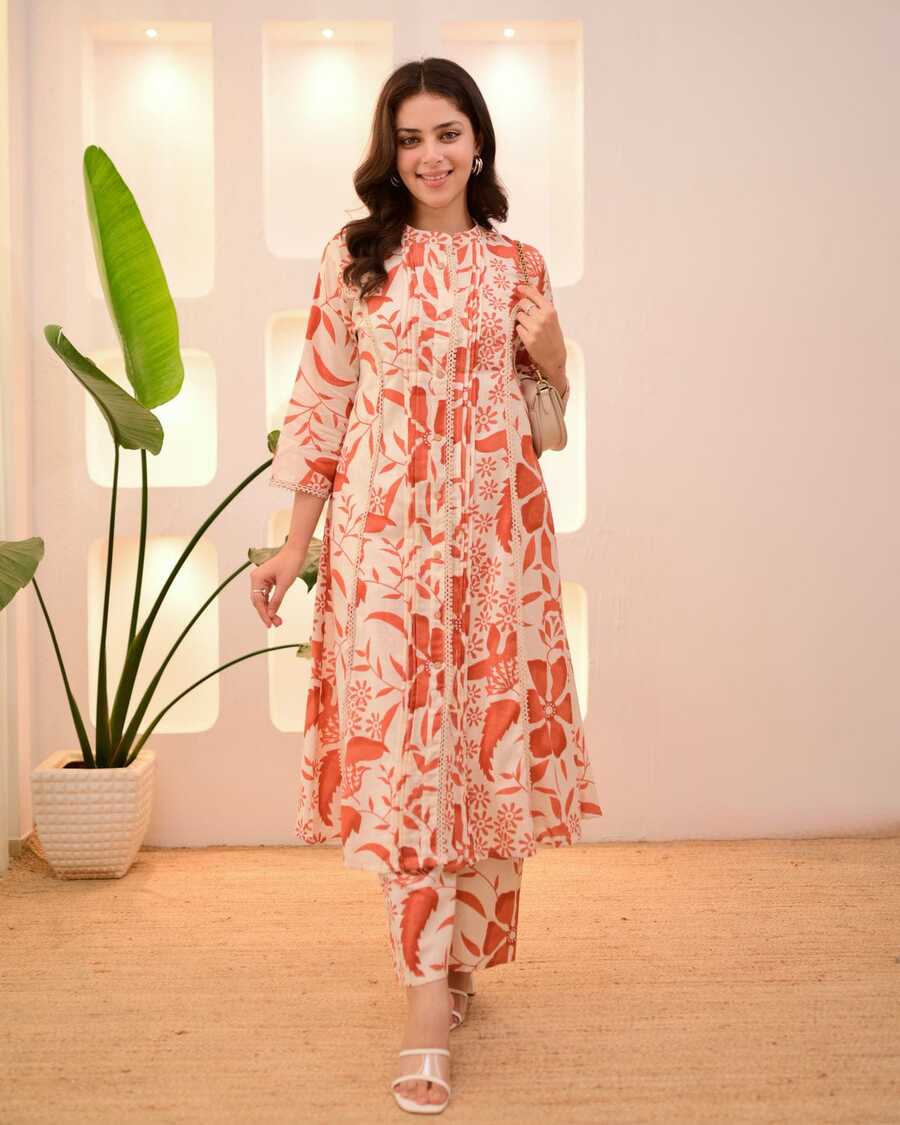 Taraash Ivory & Orange Floral Printed A-line Cotton Co-ord Set Secondary image