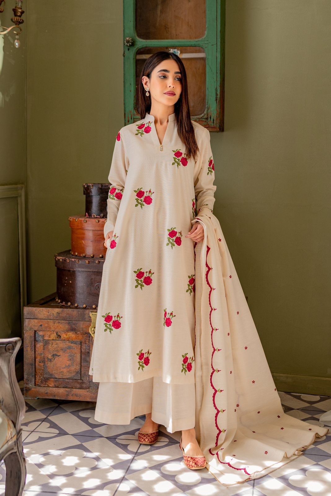 Ivory Rose Printed Cotton Suit Set Secondary image
