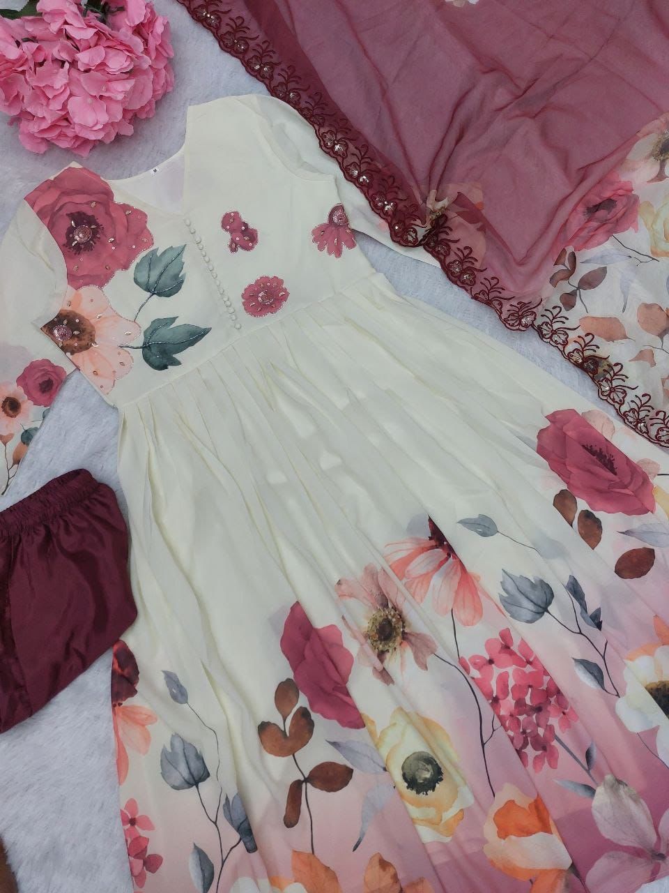 Taraash Onion Pink & Ivory Floral Sequin Work Chiffon Anarkali Suit Set Secondary image