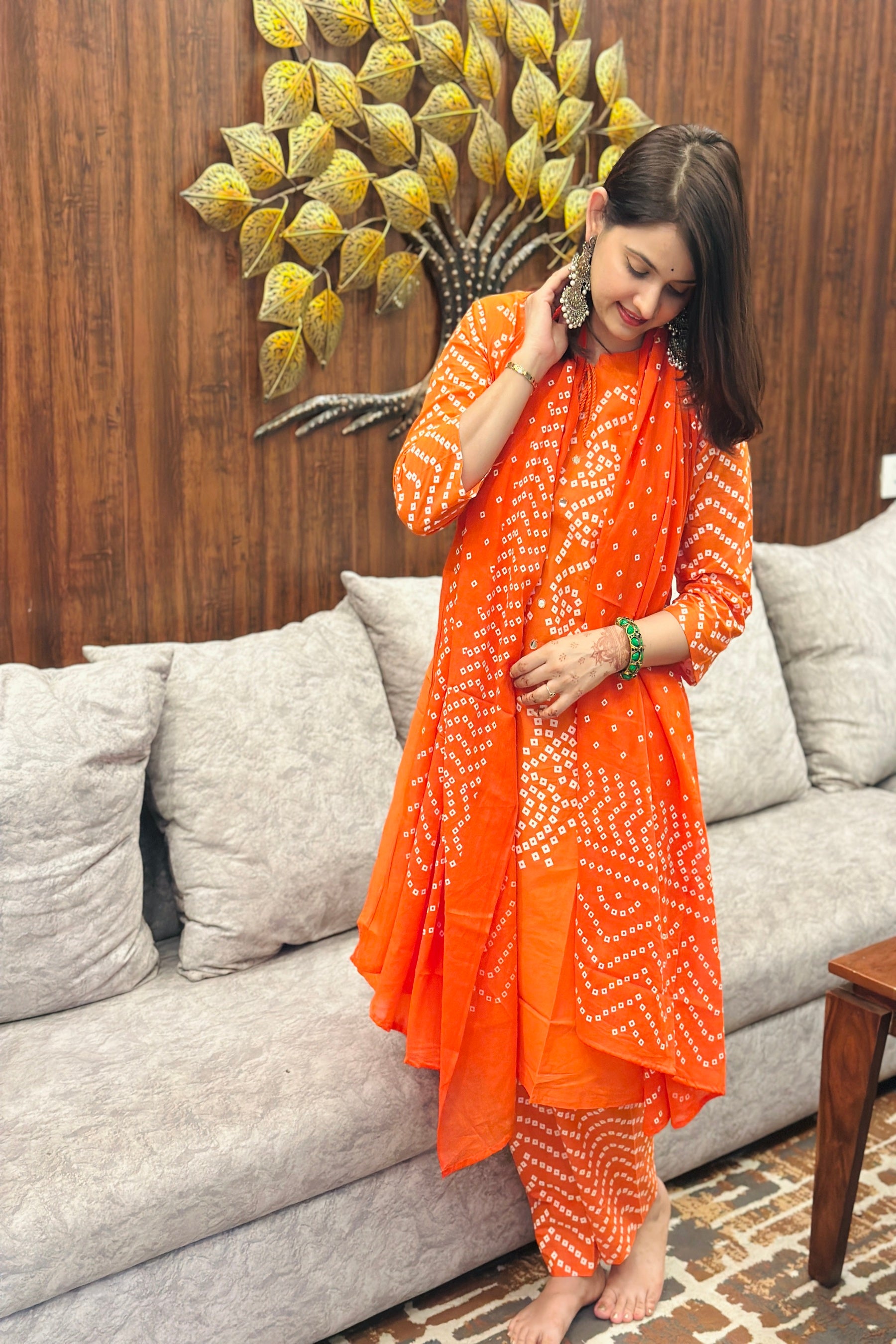 Taraash Orange Bandhani Foil Mirror & Sequins Work Cotton Suit Set Secondary image