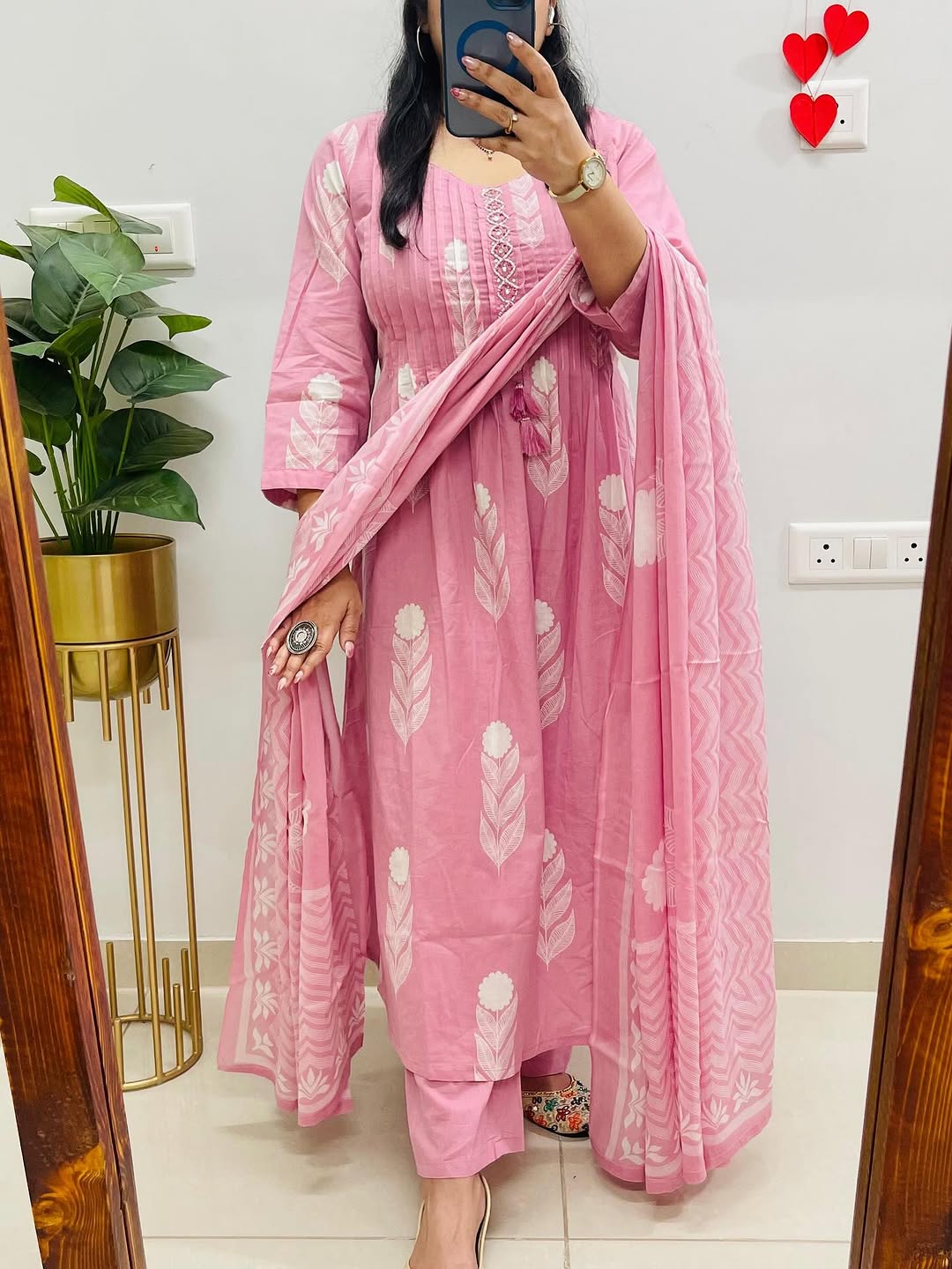 Taraash Pink Floral Embroidered Discharge Print Cotton Suit Set Secondary image