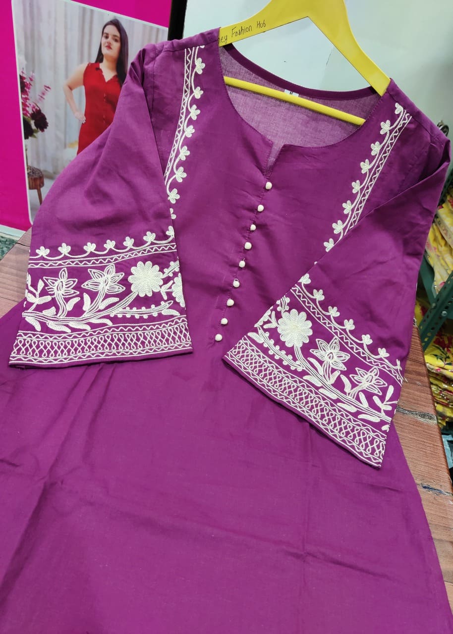 Taraash Purple Kashmiri Aari Work Cotton Kurta Set Secondary image