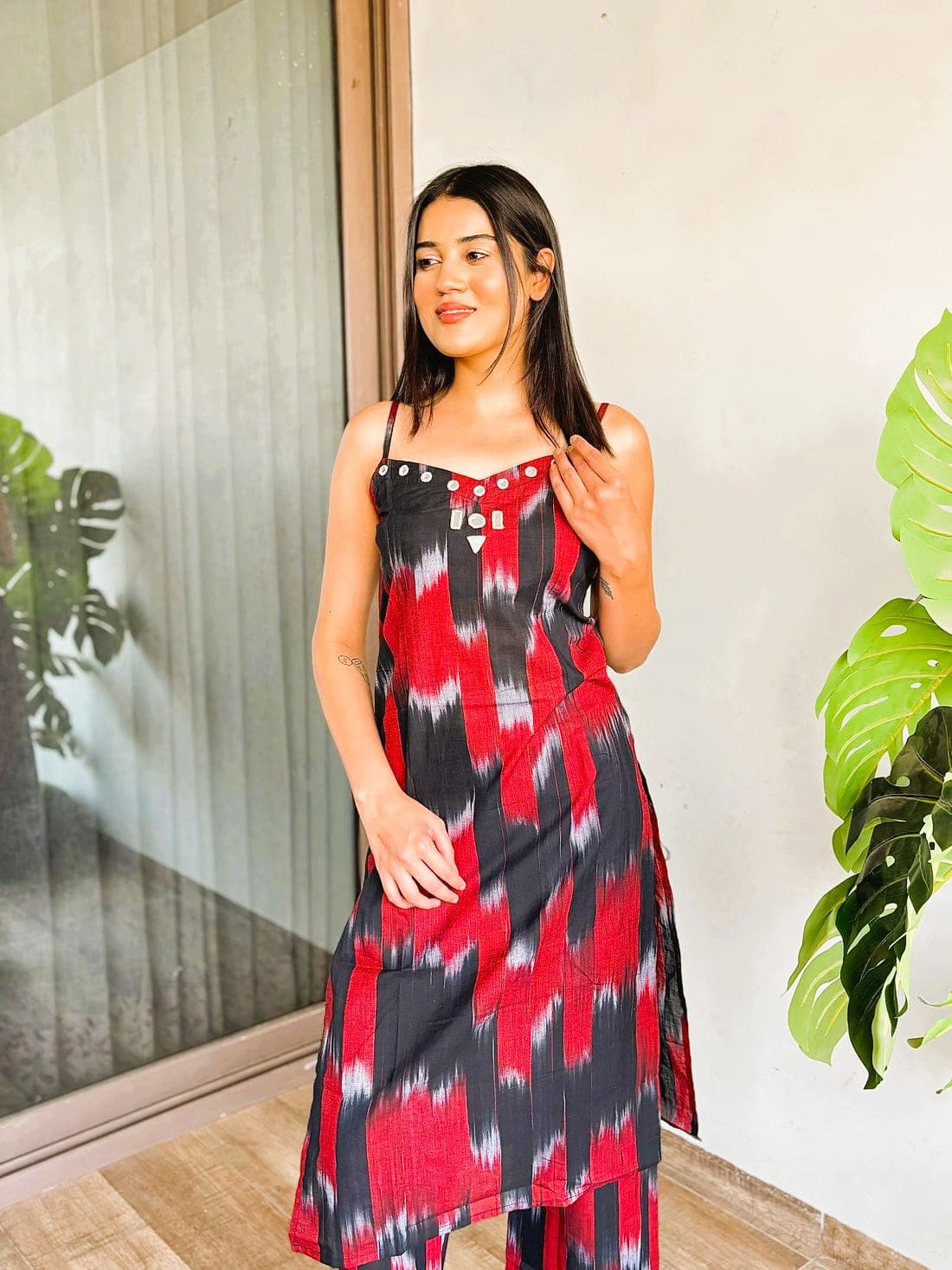 Taraash Red & Black Ajrakh Foil Mirror Cotton Co-ord Set Secondary image