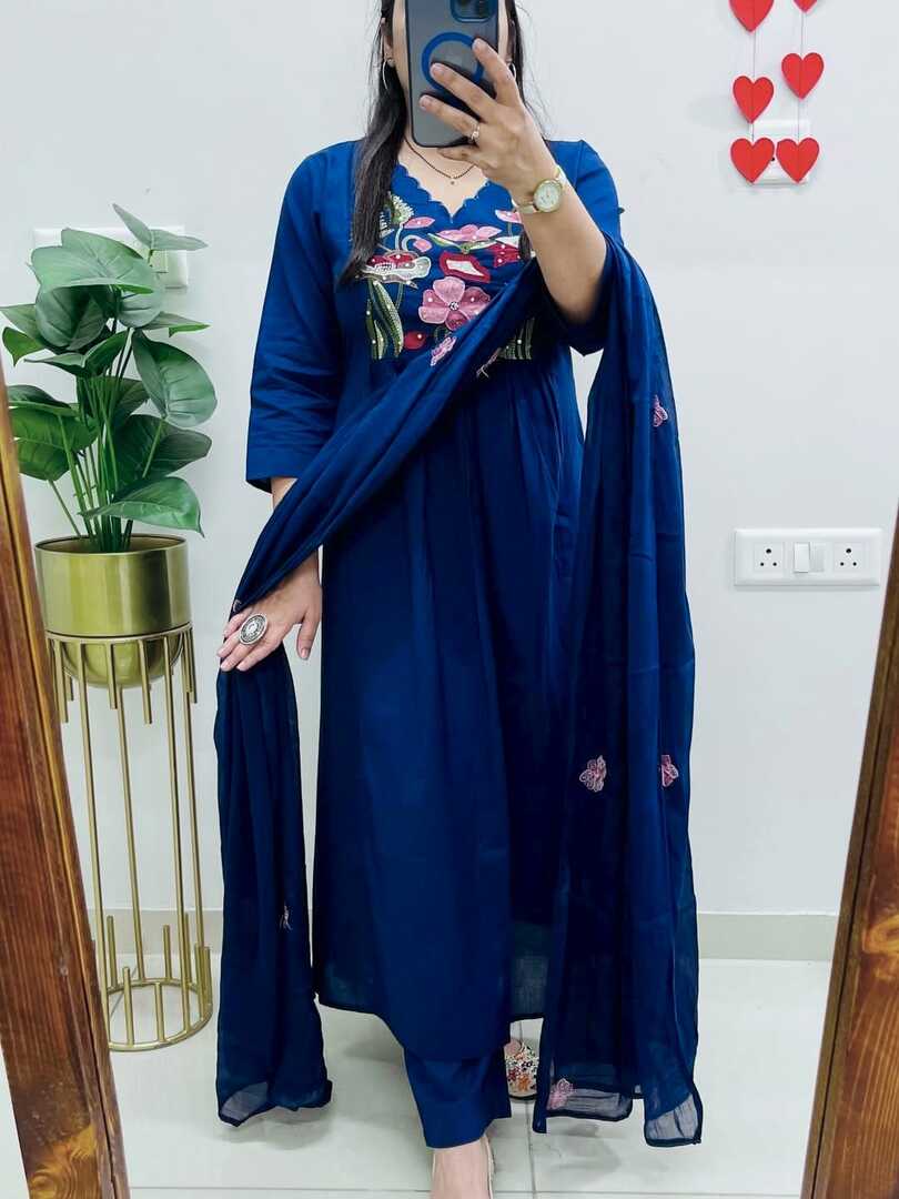 Taraash Royal Blue Floral Embroidered Nyra Cotton Suit Set Secondary image